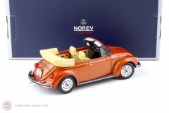 1:18 1976 Volkswagen Beetle 1303 Cabriolet