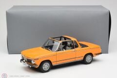 1:18 1974 BMW 2002 E10 Baur Semi Cabriolet - DEALER EDITION