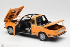 1:18 1974 BMW 2002 E10 Baur Semi Cabriolet - DEALER EDITION