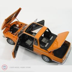 1:18 1974 BMW 2002 E10 Baur Semi Cabriolet - DEALER EDITION