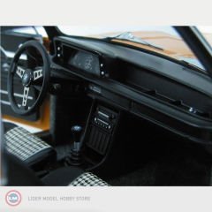 1:18 1974 BMW 2002 E10 Baur Semi Cabriolet