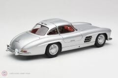 1:18 Minichamps 1954 Mercedes Benz 300 SL W198 Silver Metallic