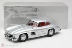 1:18 Minichamps 1954 Mercedes Benz 300 SL W198 Silver Metallic