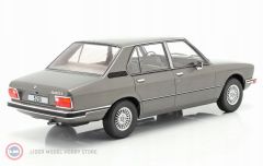 1:18 1973 BMW 5er (E12)