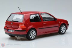 1:18 Norev 2002 Volkswagen Golf IV
