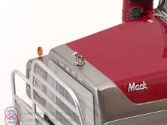 1:18 Road Kings 1974 Mack RL700L Red Metallic / Silver