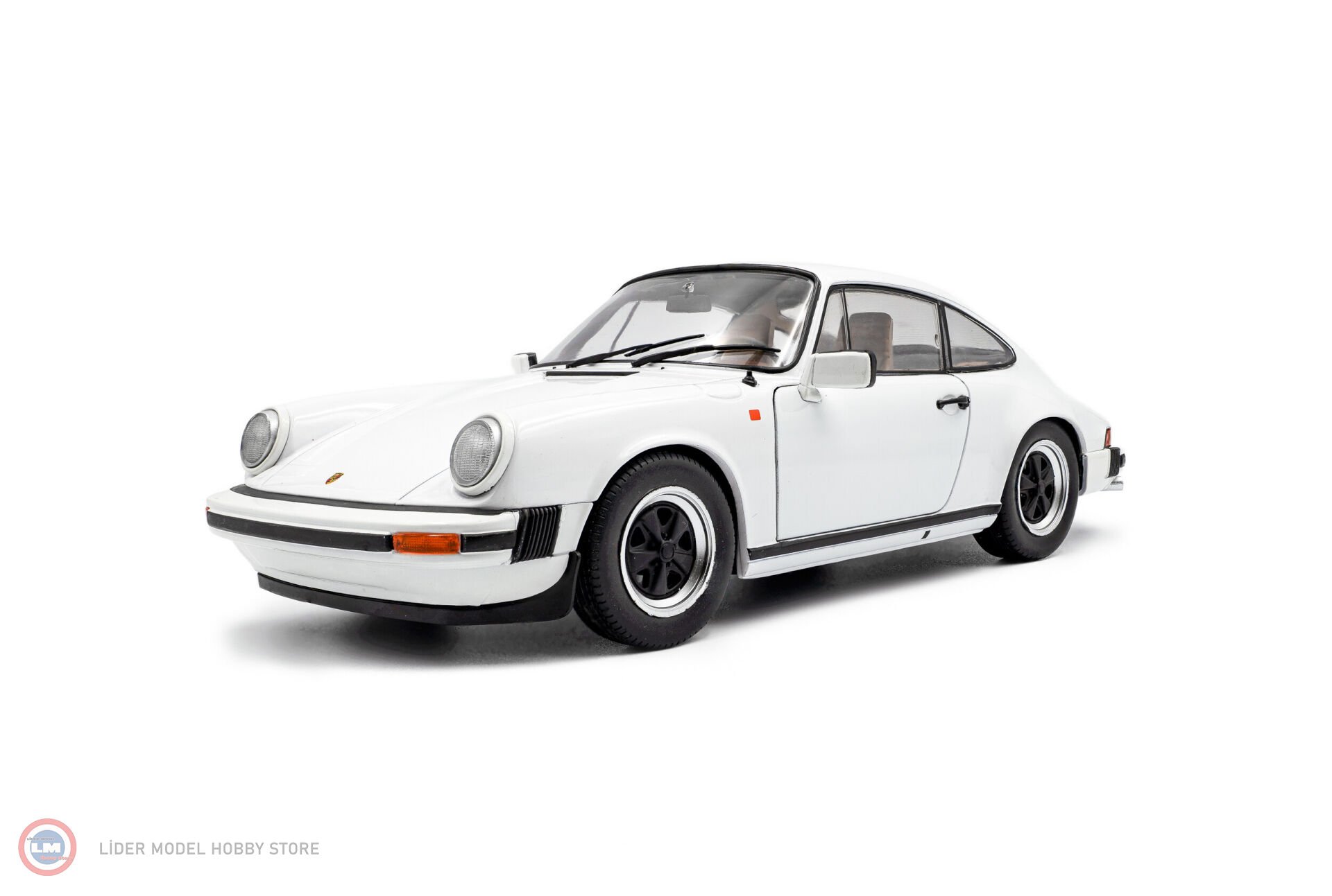 1:18 Solido 1974 PORSCHE 911 (993) Carrera RS 3.0 SC Grand Prix white