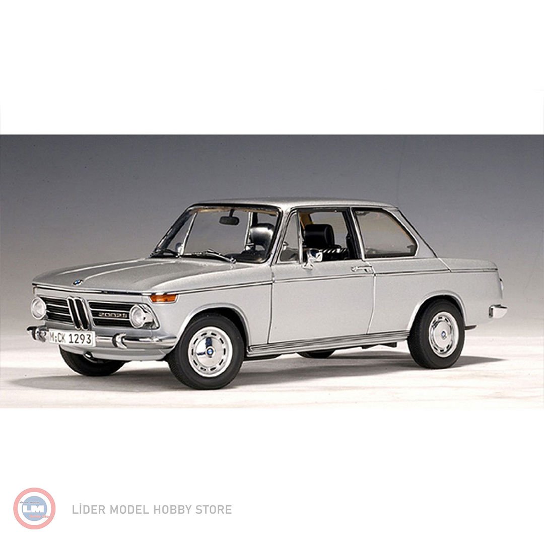 1:18 1962 BMW 2002 ti