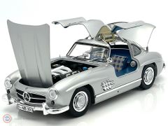 1:18 Schuco 1954 Mercedes Benz 300 SL Gullwing (W198)