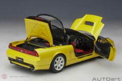 1:18 2002 Honda NSX-R (NA2) 73214 (Indy Yellow Pearl)