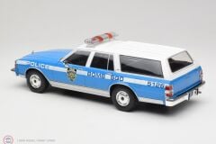 1:18 MCG 1985 Chevrolet Caprice Estate Wagon - NYPD - New York Police Department