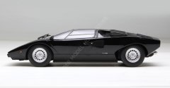1:18 1974 Lamborghini Countach LP 400