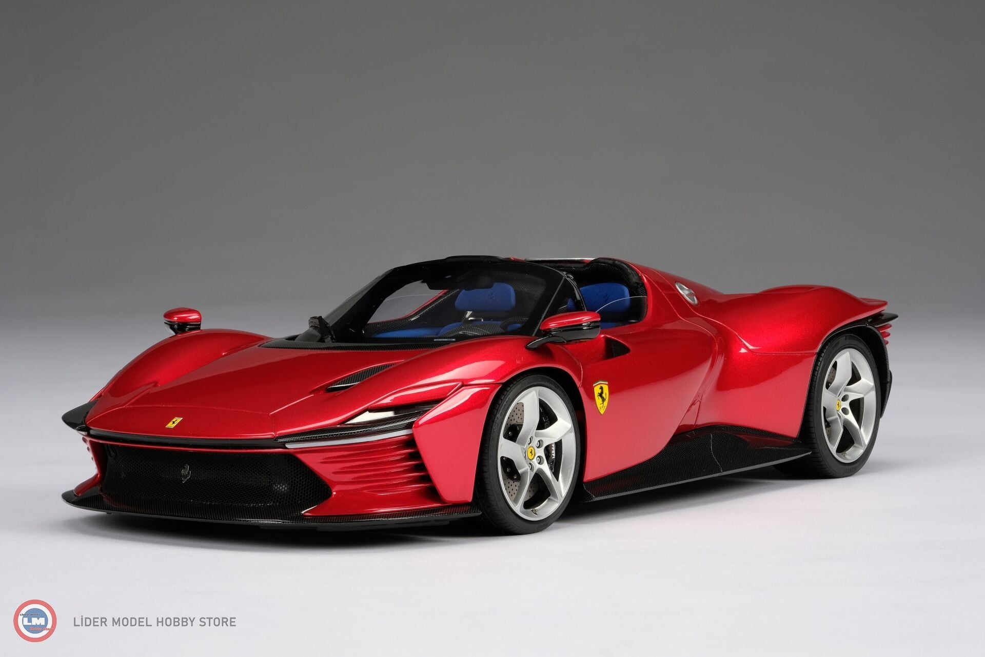 1:18 FERRARI DAYTONA SP3