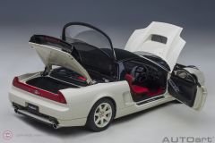 1:18 2002 Honda NSX-R (NA2) 73219 (Championship White)