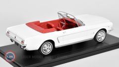 1:24 1965 Ford Mustang Cabrıolet Open