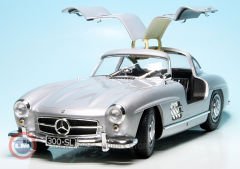 1:18 Minichamps 1955 Mercedes Benz 300 SL W198 Gullwing