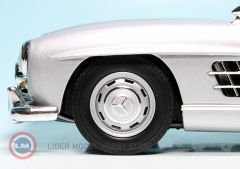 1:18 Minichamps 1955 Mercedes Benz 300 SL W198 Gullwing