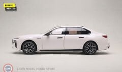 1:18 Minichamps 2024 BMW i7 M70 G70