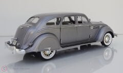 1:18 Signature Models, 1936 Chrysler Airflow