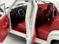 1:18 1965 Mercedes Benz 250 SE Limousine W108
