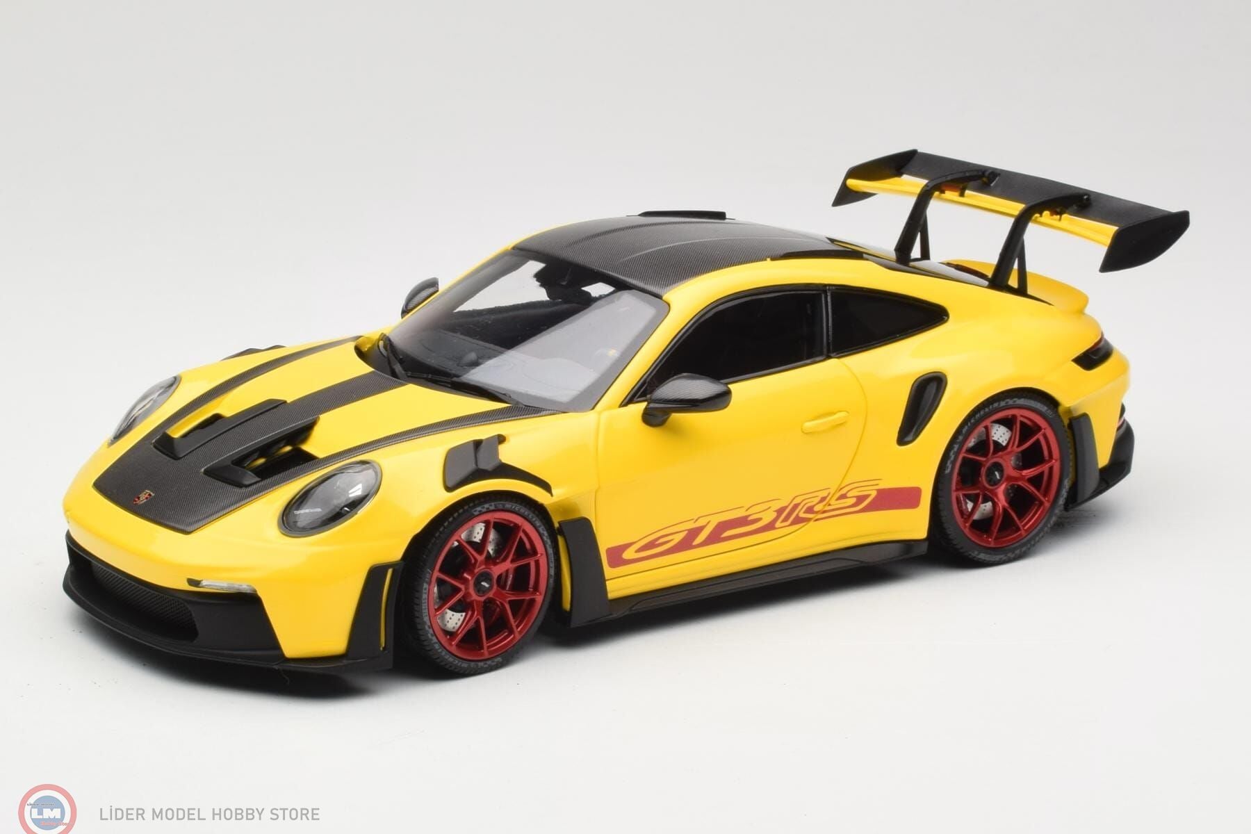 1:18 Minichamps 2024 Porsche 911 (992) GT3 RS