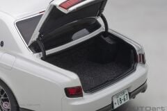 1:18 Autoart 2018 Toyota Century GRMN (Pearl White)