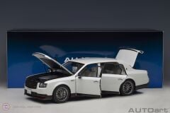 1:18 Autoart 2018 Toyota Century GRMN (Pearl White)