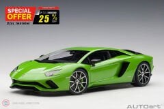 1:18 2017 Lamborghini Aventador S (Verde Mantis)