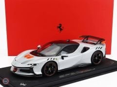 1:18 2024 Ferrari SF90 XX Stradale Official Color Ferrari Artic White