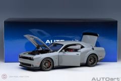 1:18 Autoart 2022 Dodge Challenger RT SCAT PACK SHAKER WIDEBODY