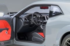 1:18 Autoart 2022 Dodge Challenger RT SCAT PACK SHAKER WIDEBODY