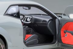 1:18 Autoart 2022 Dodge Challenger RT SCAT PACK SHAKER WIDEBODY