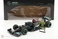 1:18 2021 Mercedes Benz AMG #44 PETRONAS FORMULA ONE TEAM