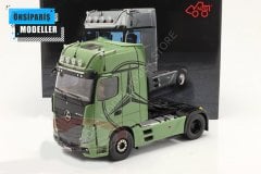 1:18 Mercedes Benz Actros Gigaspace 4x2 Sattelzugmaschine