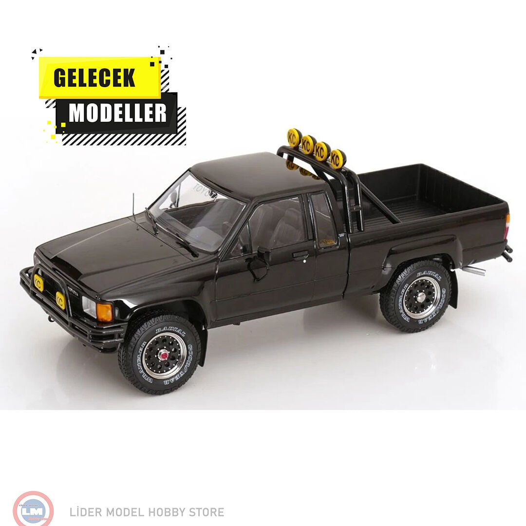 1:18 KK Scale 1985 Toyota Hilux Truck Xtra Cab 4x4 - Back to the Future III ''look alike''