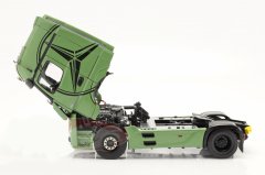 1:18 Mercedes Benz Actros Gigaspace 4x2 Sattelzugmaschine