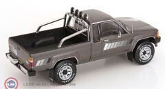 1:18 KK Scale 1985 Toyota Hilux Truck Xtra Cab 4x4