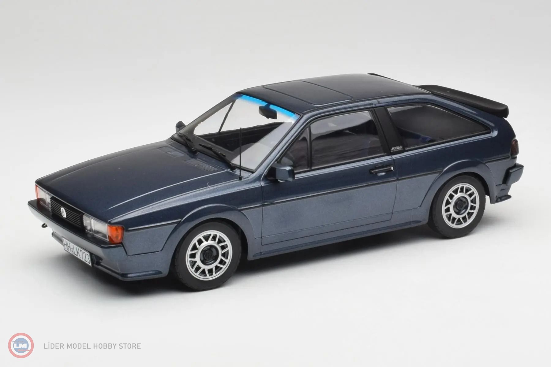 1:18 Norev 1987 Volkswagen Scirocco Scala