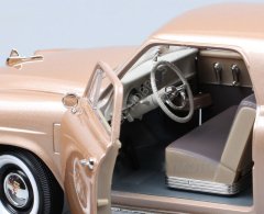 1:18 1950 Studebaker Champion
