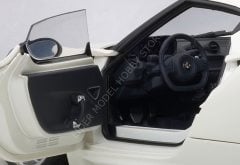 1:18 2013 Alfa Romeo 4C