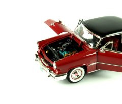 1:18 1952 Lincoln Capri