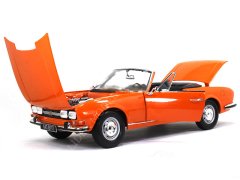 1:18 1970 Peugeot 504 Cabriolet