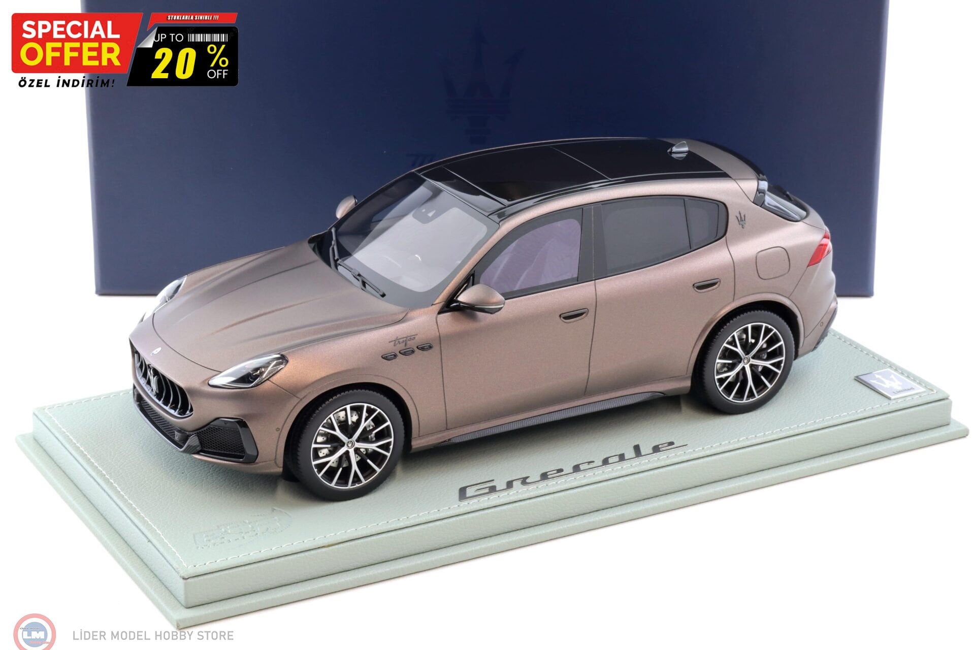 1:18 BBR 2022 Maserati Grecale Trofeo With Showcase bronze