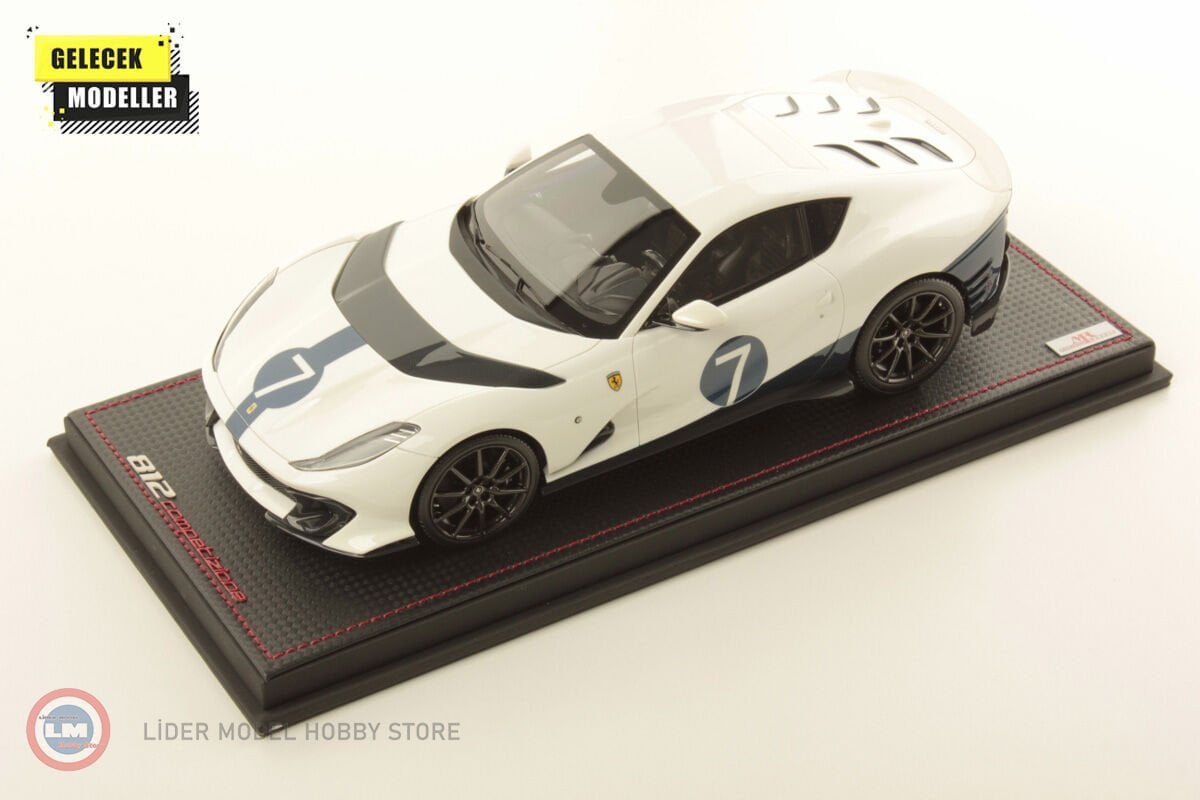 1:18 MR Collection 2022 Ferrari 812 Competizione #7 Bianco Italia / Blu Nart