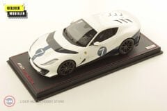 1:18 MR Collection 2022 Ferrari 812 Competizione #7 Bianco Italia / Blu Nart