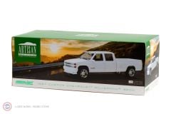 1:18 Greenlight 1997 Chevrolet Custom Silverado 3500