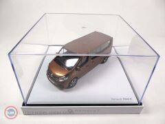 1:43 2018 RENAULT Trafic III Combi Grand cuivre