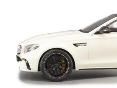 1:18 2017 Mercedes Benz AMG E 63 S 4MATIC Edition