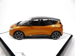 1:43 2016 RENAULT Scenic IV