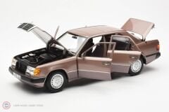 1:18 1989 Mercedes Benz E Class 230 E W124 - Rosewood